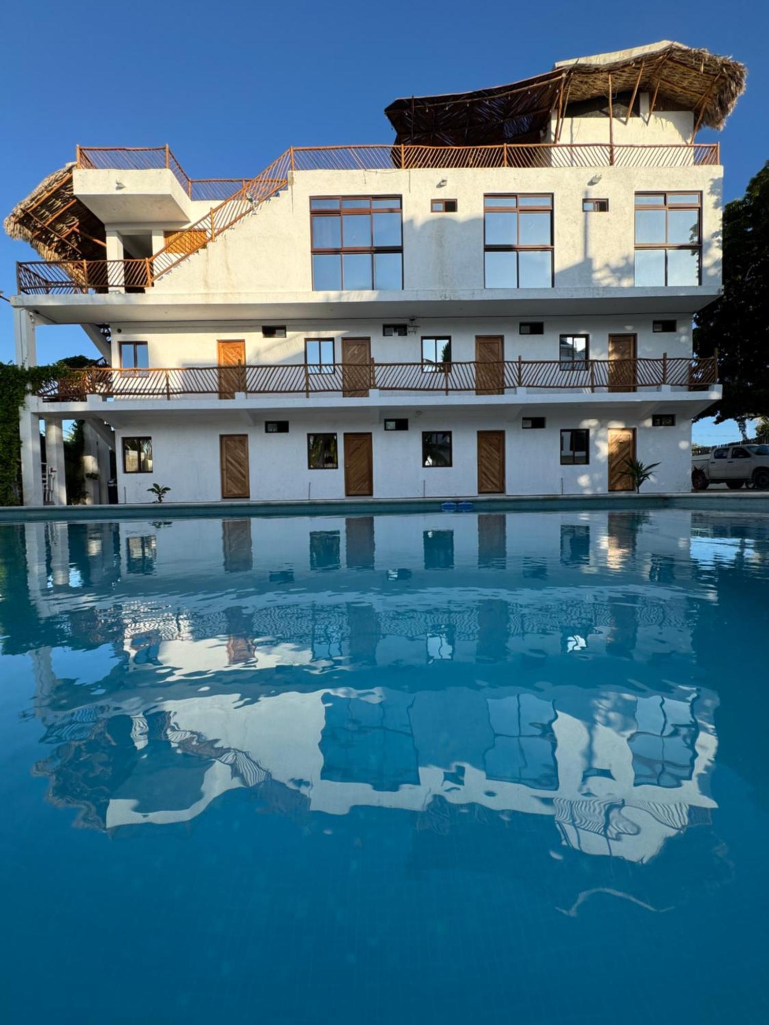 Mexhe Hotel Эль-Куйо Экстерьер фото