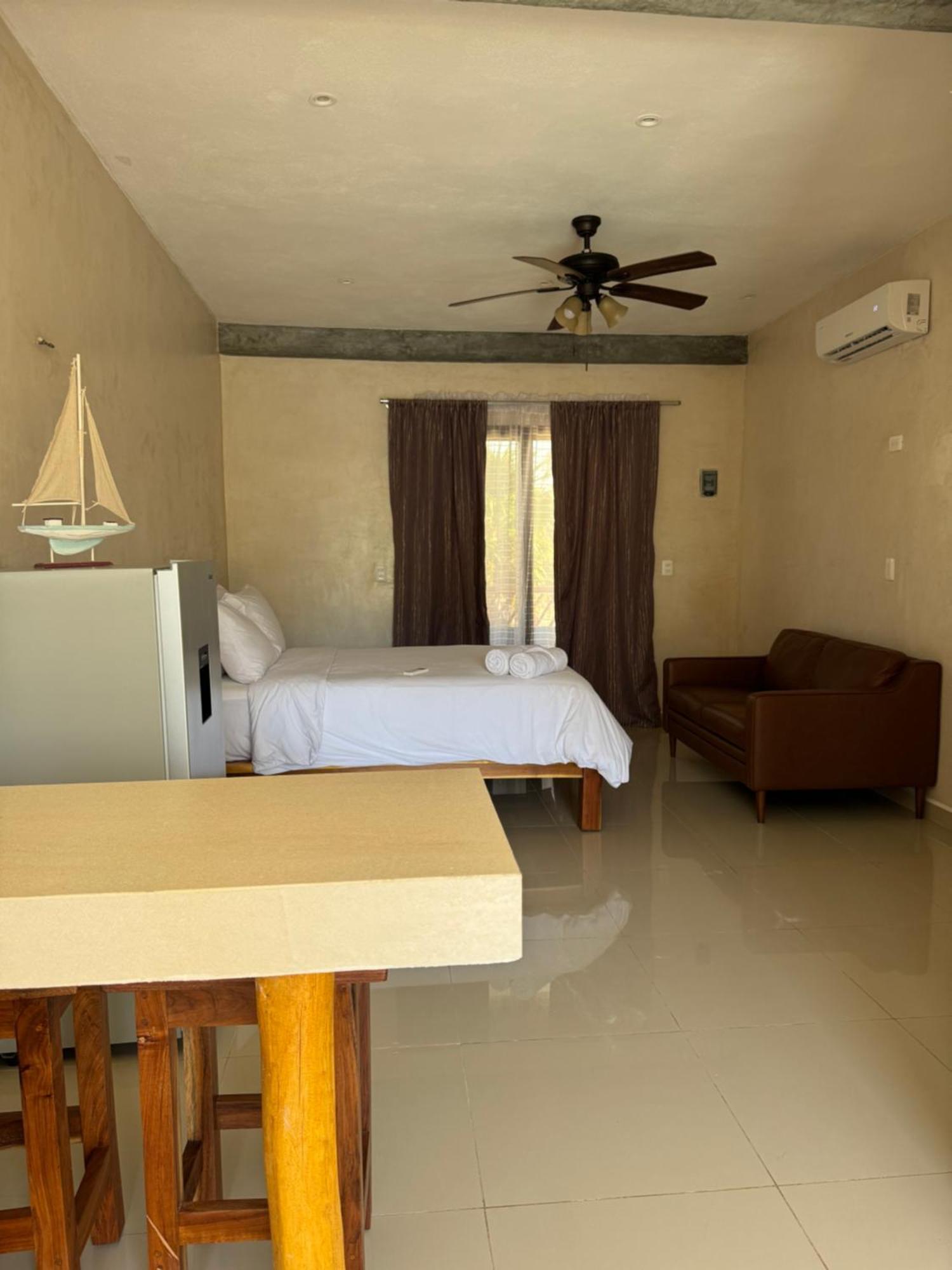 Mexhe Hotel Эль-Куйо Экстерьер фото